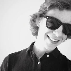 Meet your Posher, Cameron